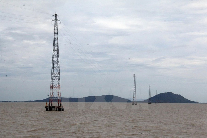 Hoàn thành Dự án cấp điện lưới quốc gia cho xã đảo Tiên Hải ảnh 1