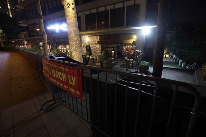 ​Lấy mẫu xét nghiệm F1, F2 của người đàn ông Nhật Bản mắc COVID-19 ảnh 1