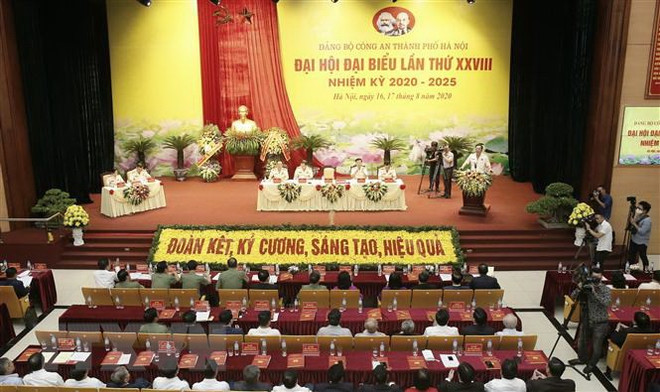 Bài học từ Đại hội đảng bộ cấp trên cơ sở của thành phố Hà Nội ảnh 2
