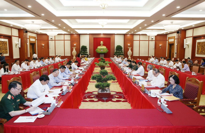 Bài học từ Đại hội đảng bộ cấp trên cơ sở của thành phố Hà Nội ảnh 1