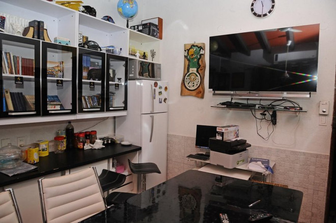 Khám phá buồng giam siêu sang của trùm ma túy khét tiếng ở Brazil ảnh 2