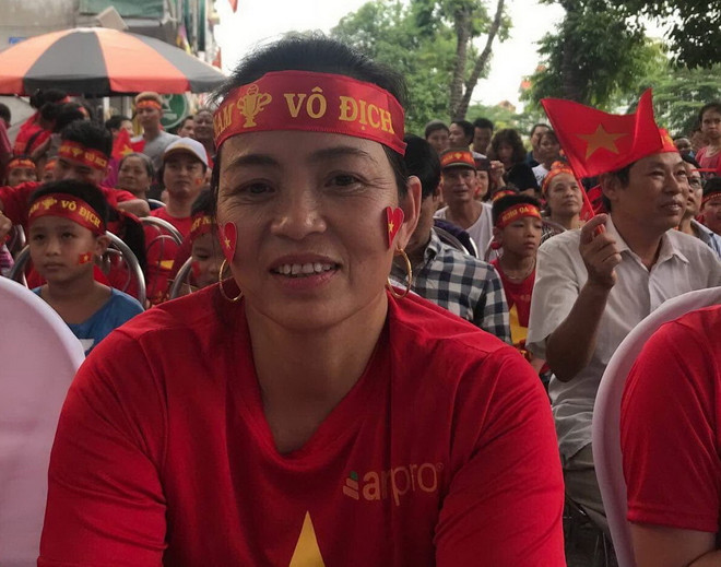 Người hâm mộ "truyền lửa" cho các tuyển thủ Olympic Việt Nam ảnh 2