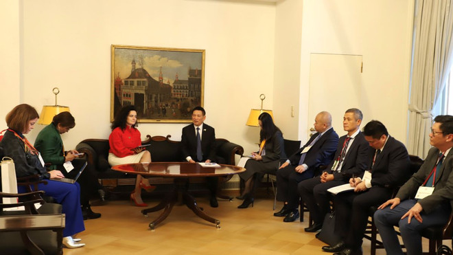 ttxvn_hoi nghi Hamburg 3.jpg