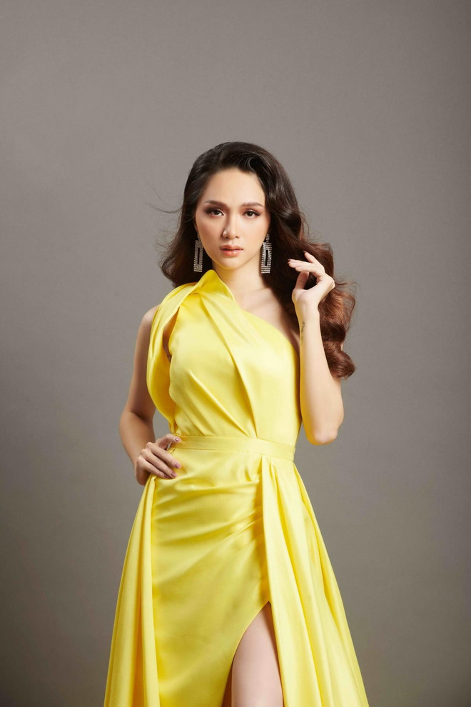 'Tự hào Việt Nam': Khi những nhan sắc Việt tạo 'kỳ tích' cùng hội tụ ảnh 1