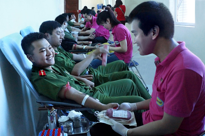 Một góc nhìn khác về các chiến sỹ Công an thành phố Hà Nội ảnh 4