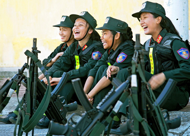 Một góc nhìn khác về các chiến sỹ Công an thành phố Hà Nội ảnh 5