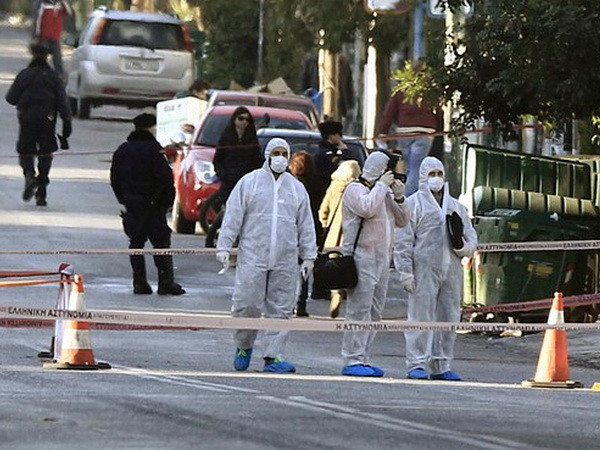 Súng nổ bên ngoài nhà riêng Đại sứ Đức tại Hy Lạp ảnh 1