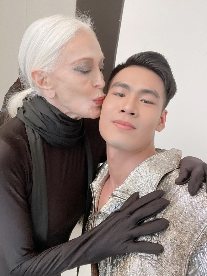Siêu mẫu quốc tế - BÀ CARMEN DELL’ OREFICE, Mister Global 2021 - Danh Chiếu Linh.jpg