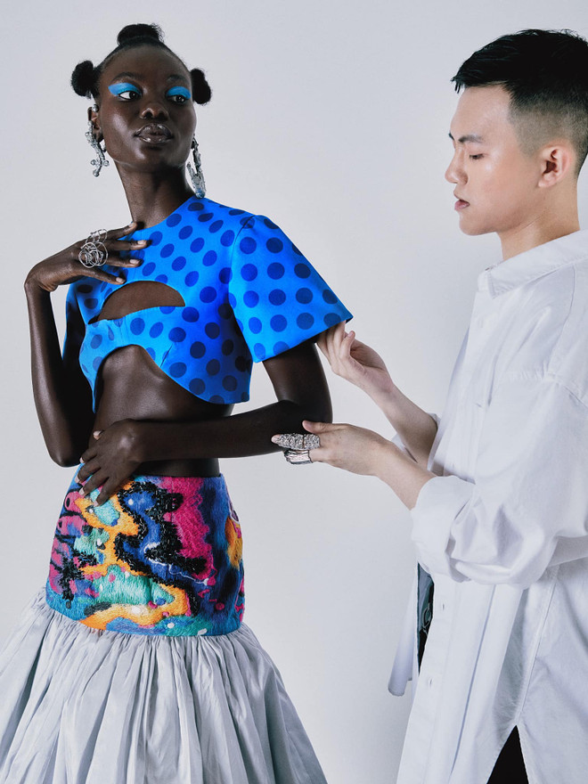 Dàn tạo mẫu GenZ 'đổ bộ' Tuần lễ Thời trang Quốc tế Việt Nam Thu Đông ảnh 1