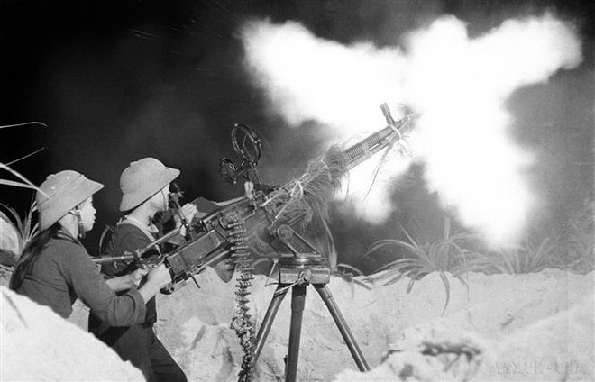 Những bức ảnh đi vào lịch sử của nghệ sỹ nhiếp ảnh Minh Lộc ảnh 1