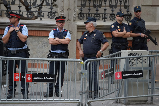 Các nước Nam Âu hoãn hội nghị thượng đỉnh do tình hình Catalonia ảnh 1