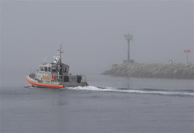 Cháy tàu tại Mỹ: Ít nhất 25 người thiệt mạng, nhiều người mất tích ảnh 1