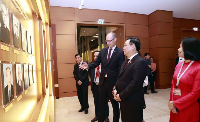 Việt Nam coi trọng quan hệ hữu nghị, hợp tác truyền thống với Thụy Sĩ ảnh 2