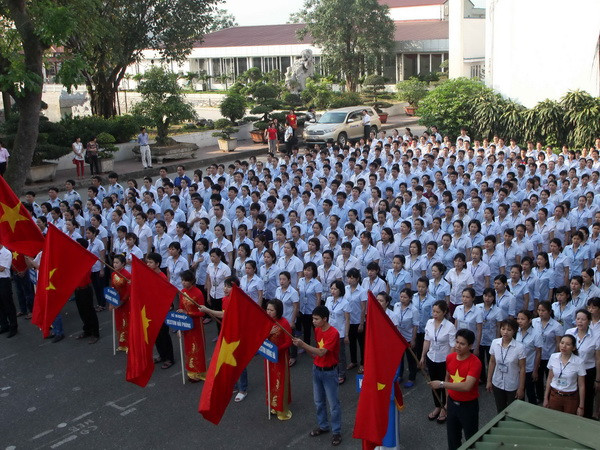 Tăng cường vận động công nhân viên chức chấp hành kỷ luật ảnh 1