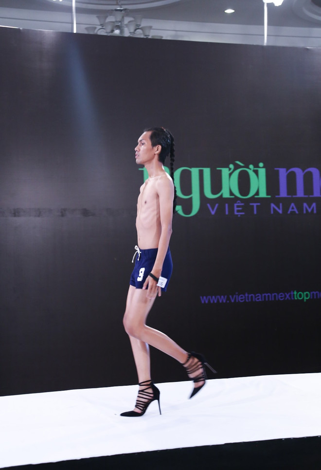 Thí sinh Vietnam’s Next Top Model “phá bỏ mọi giới hạn” với bikini ảnh 5