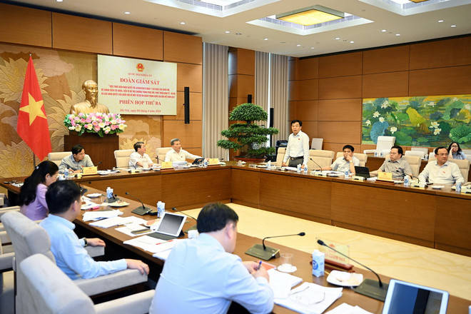 chinh sach tai khoa 2.jpg