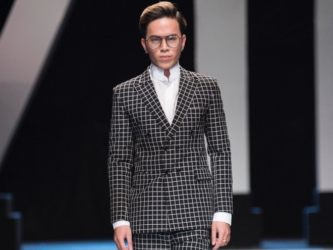 Ấn tượng với những họa tiết kẻ sọc lịch lãm dành cho phái mạnh ảnh 1