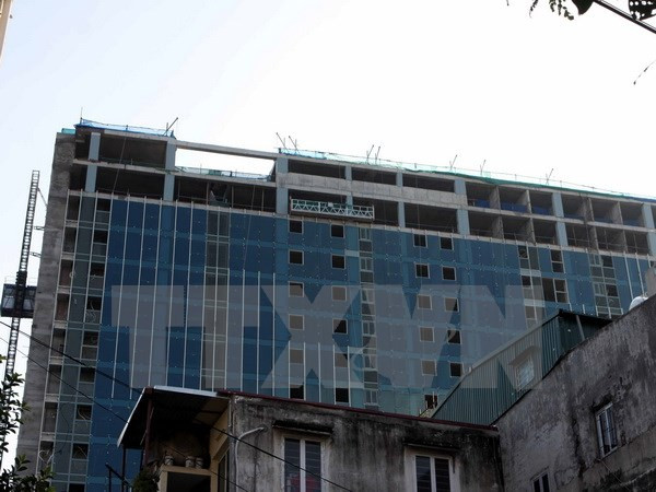 Bác bỏ tin dừng cưỡng chế phá dỡ phần sai phạm tại tòa 8B Lê Trực ảnh 1