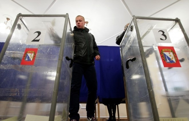 Toàn cảnh trưng cầu dân ý sáp nhập Nga của Crimea ảnh 1