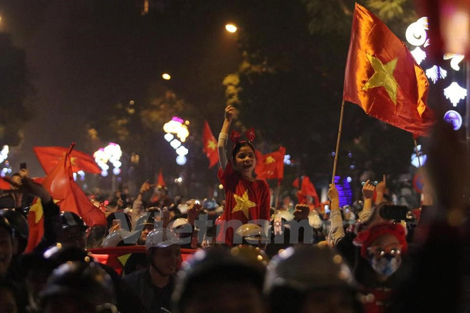 Bảo đảm trật tự, an toàn giao thông khi cổ vũ đội U23 Việt Nam ảnh 1