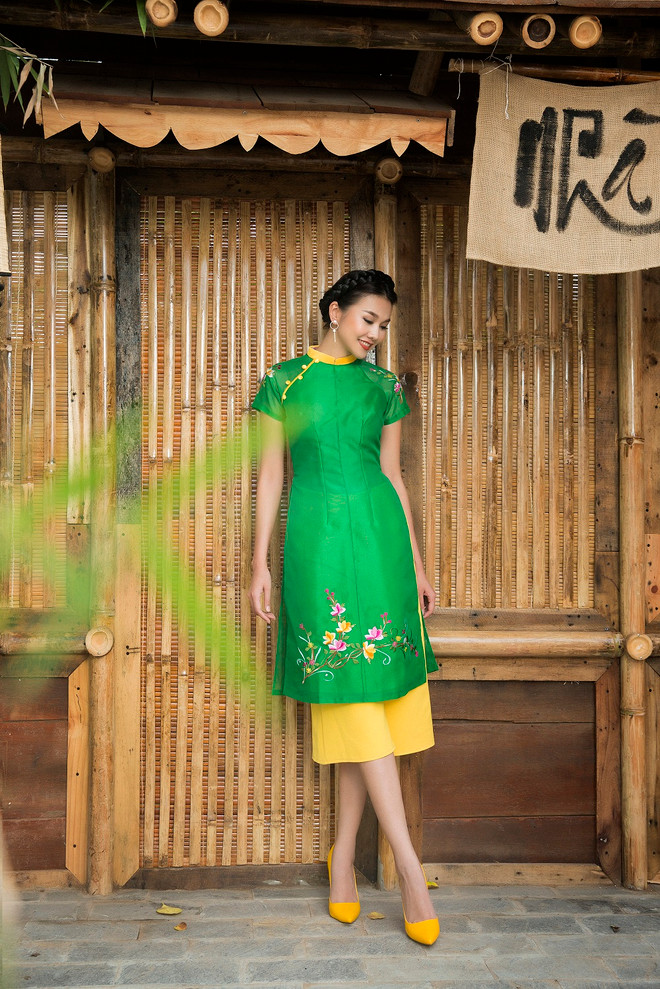 Siêu mẫu Thanh Hằng gợi ý cách chọn áo dài cách tân diện Tết ảnh 7