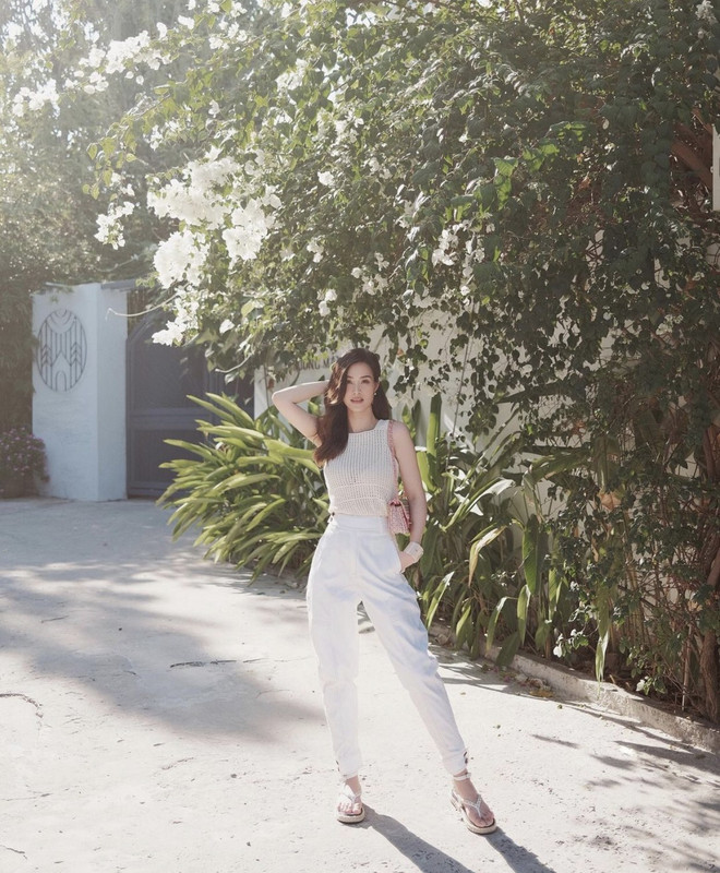 Xu hướng thời trang Hè 2021: Sự trở lại của những bộ đồ Crochet ảnh 6