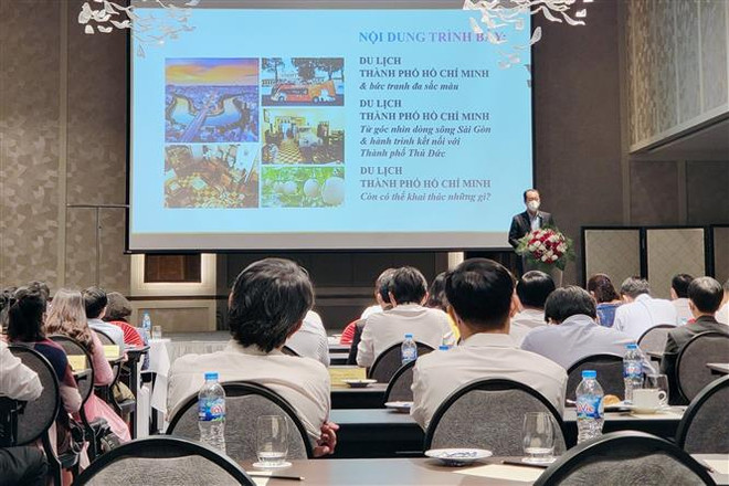 Doanh nghiệp Thành phố Hồ Chí Minh đóng góp ý kiến nhằm khai thác lợi thế du lịch. (Ảnh: Mỹ Phương/TTXVN) TP Hồ Chí Minh hướng tới mục tiêu đón 3,5 triệu lượt khách quốc tế ảnh 2