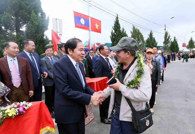 ttxvn-cua khau quoc te 1.jpg