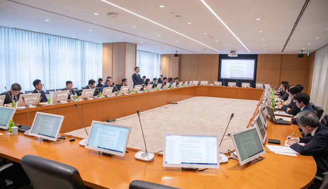 ttxvn_bo truong nguyen manh hung 2.jpg