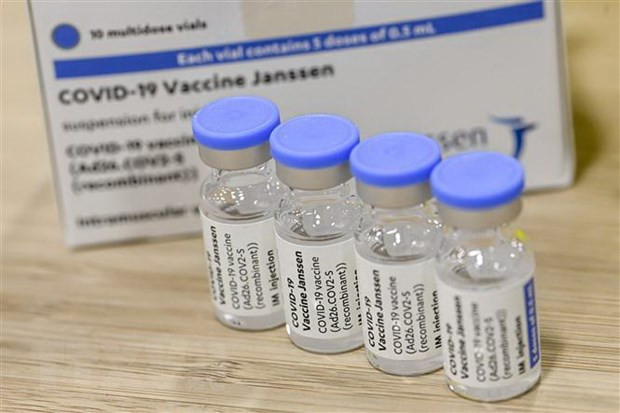 Ảnh minh họa. (Nguồn: AFP/TTXVN) Dịch COVID-19: Mỹ chuyển 3 triệu liều vaccine cho Brazil ảnh 1