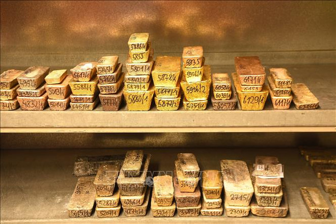 CHDC Congo thu giữ lượng vàng buôn lậu trị giá 1,9 triệu USD ảnh 1