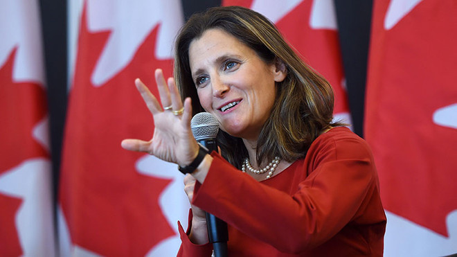 Ngoại trưởng Canada Chrystia Freeland lần đầu thăm Ukraine ảnh 1