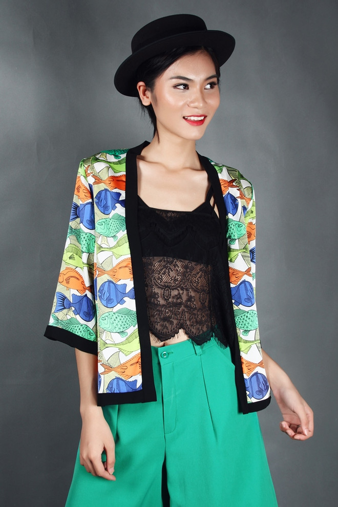 Á quân Tiêu Linh “phiêu” với ren xuyên thấu trong bộ sưu tập mới ảnh 12