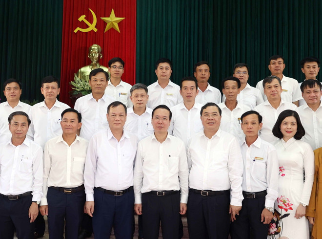 Chủ tịch nước Võ Văn Thưởng đến thăm xã nông thôn mới kiểu mẫu Xuân Kiên, huyện Xuân Trường. (Ảnh: Thống Nhất/TTXVN) Chủ tịch nước thăm xã nông thôn mới kiểu mẫu Xuân Kiên ở Nam Định ảnh 2