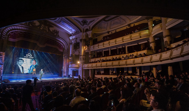 "Bản hòa tấu tương lai": Thăng hoa cùng công nghệ và nghệ thuật ảnh 1