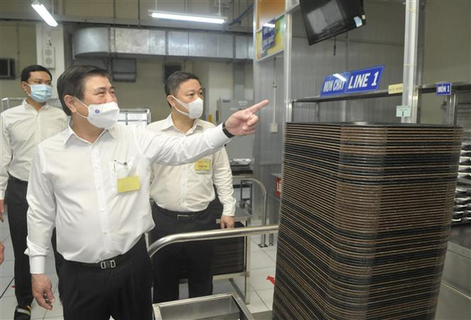 TP.HCM yêu cầu doanh nghiệp tuân thủ quy định phòng dịch COVID-19 ảnh 1