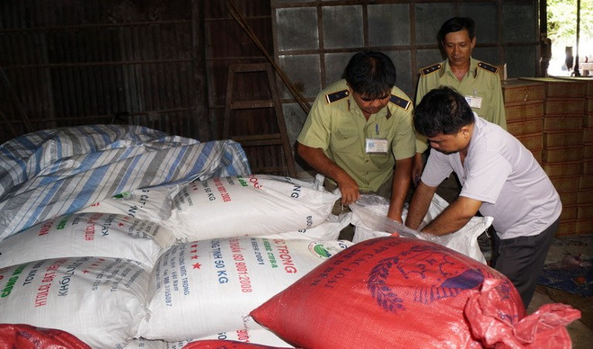 TP Hồ Chí Minh phát hiện hơn 150 tấn đường nghi nhập lậu ảnh 1