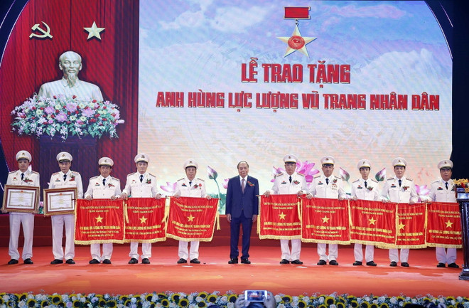 Thủ tướng dự Đại hội 'Vì an ninh Tổ quốc' lực lượng công an nhân dân ảnh 2