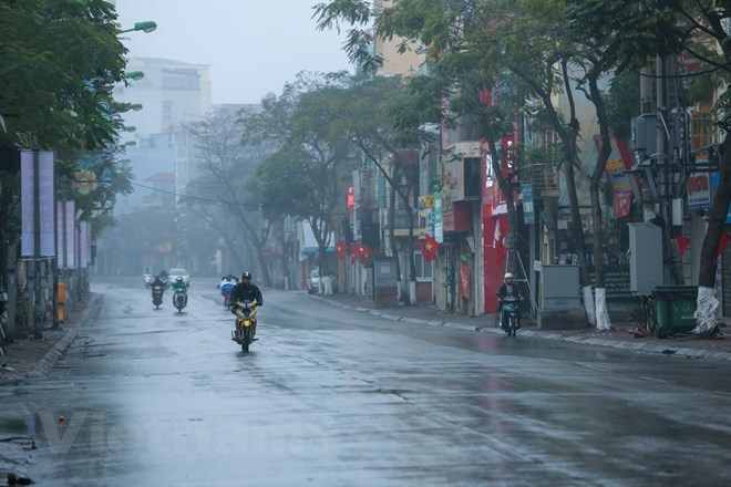 Ảnh minh họa. (Nguồn: Vietnam+) Ngày Giỗ Tổ, miền Bắc mưa rải rác cả ngày, miền Nam oi nóng ảnh 1