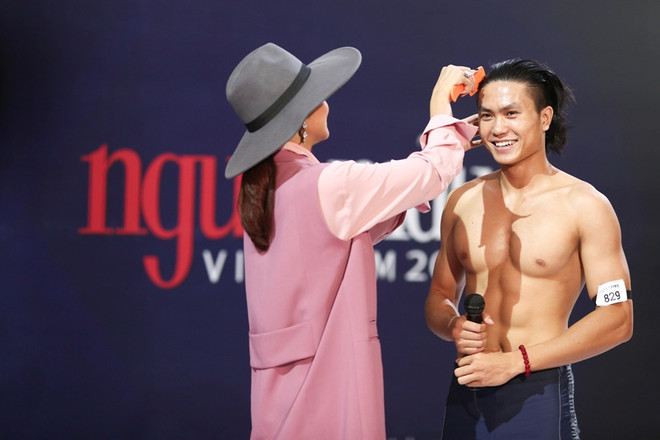 Thí sinh Next Top Model miền Bắc “nóng bỏng” trong vòng thi hình thể ảnh 1