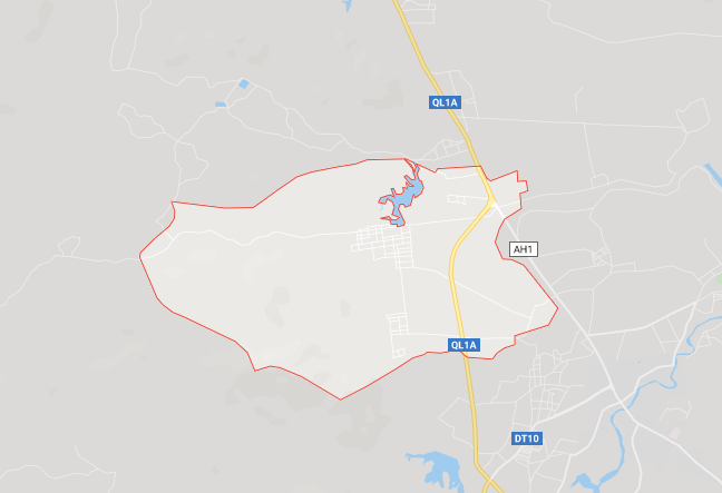 Xe máy va chạm với ôtô đỗ trên Quốc lộ 1A, ba người tử vong ảnh 1