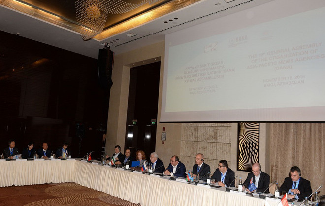 Phiên họp Đại hội đồng OANA lần thứ 16 tại Baku, Azerbaijan. (Nguồn: TTXVN) TTXVN vào Ban chấp hành OANA, RapNews đoạt giải chất lượng ảnh 2