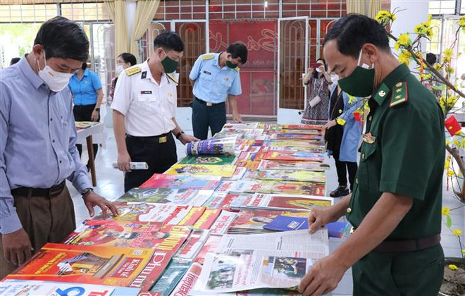 Ảnh minh họa. (Nguồn: TTXVN) Tăng cường rà soát, xử lý vi phạm trong hoạt động báo chí ảnh 1