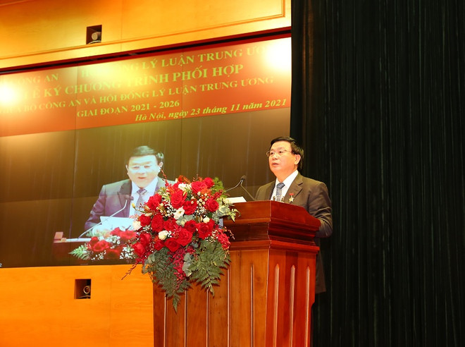 Nâng cao hiệu quả lý luận công an nhân dân trong tình hình mới ảnh 2