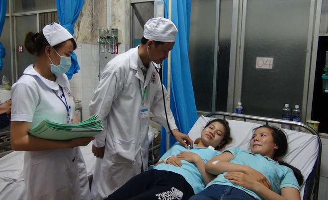 Trà Vinh: 21 công nhân phải nhập viện sau bữa ăn trưa tại công ty ảnh 1