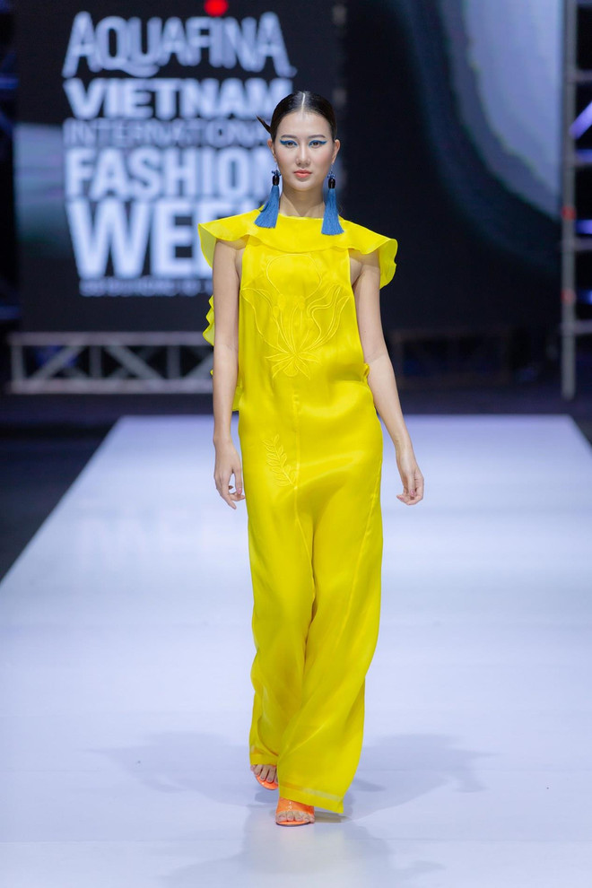 Xu hướng thời trang nào sẽ lên ngôi mùa mốt Xuân Hè 2019? ảnh 3