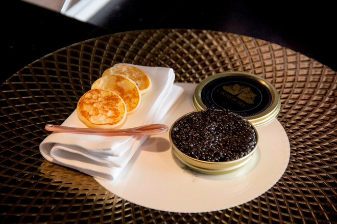 Chiêm ngưỡng món ăn thượng hạng chế biến từ trứng cá tầm ảnh 4