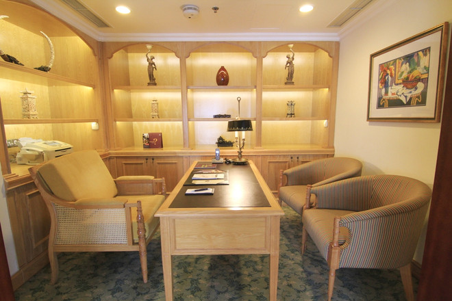 "Soi" phòng Tổng thống Mỹ George Bush từng nghỉ lại ở Việt Nam ảnh 4