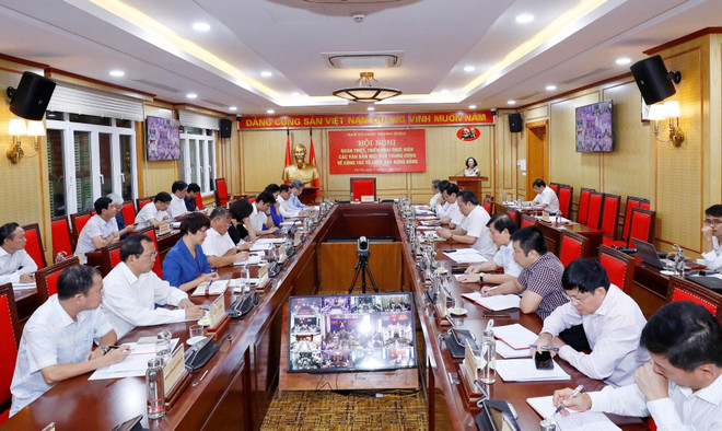 Quán triệt các văn bản mới của TW về công tác tổ chức xây dựng Đảng ảnh 1