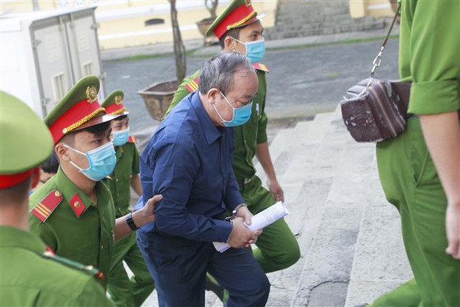 Xét xử sơ thẩm vụ án sai phạm tại tuyến cao tốc TP.HCM-Trung Lương ảnh 2